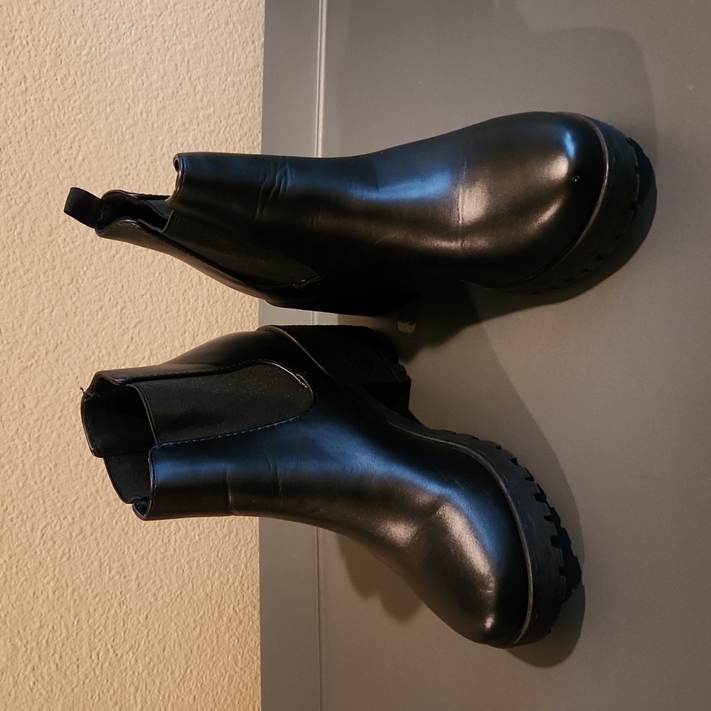 Women Boot